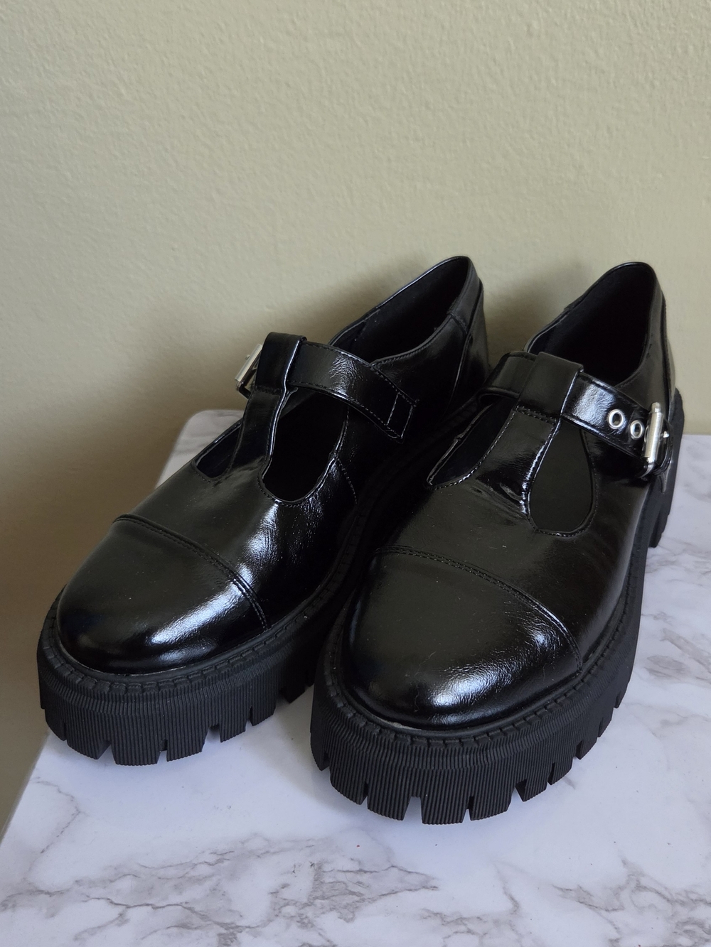 Dolce Vita Black T-Strap Platform Loafers